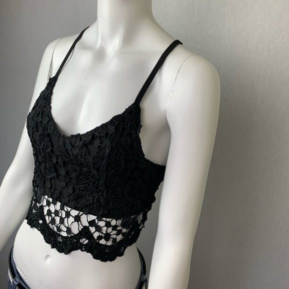 Backless Lace Up Crochet Halter Crop Tank Top - Picture 4 of 5